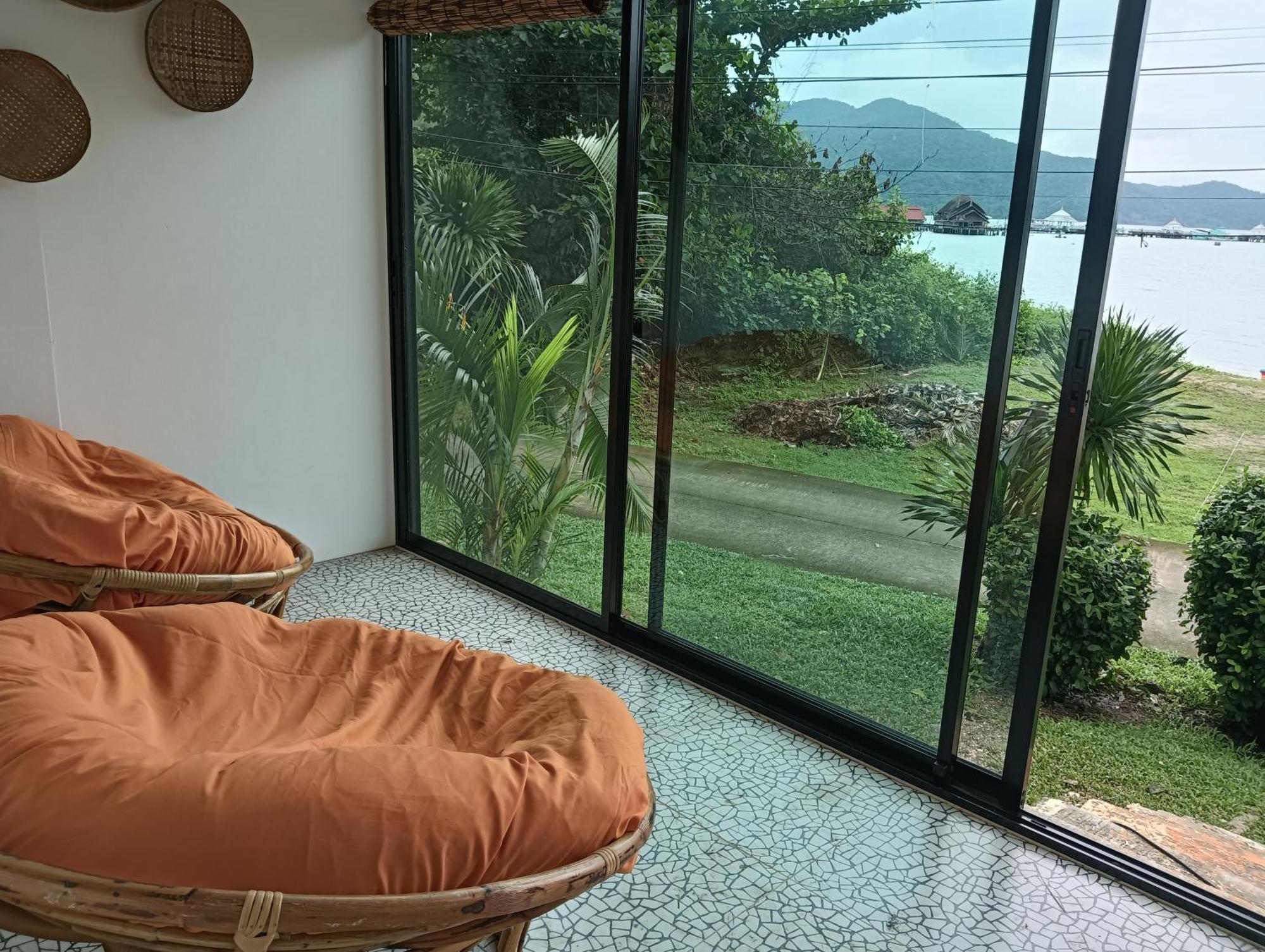 Cliff Cottage Ко Чанг Екстериор снимка